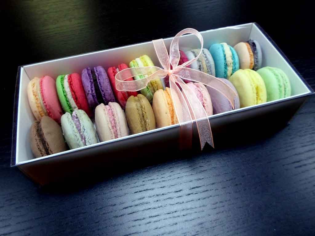 Cutie din carton pentru 18 macarons (4)