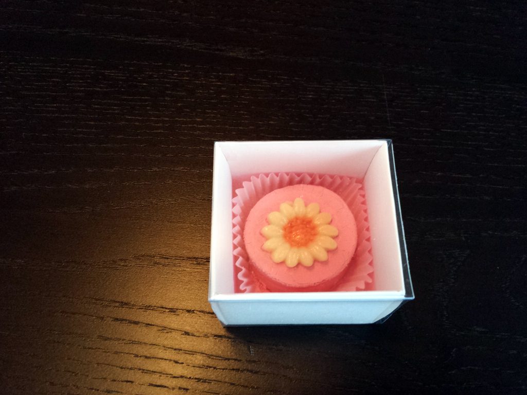 Cutie din carton pentru 2 macarons (7)