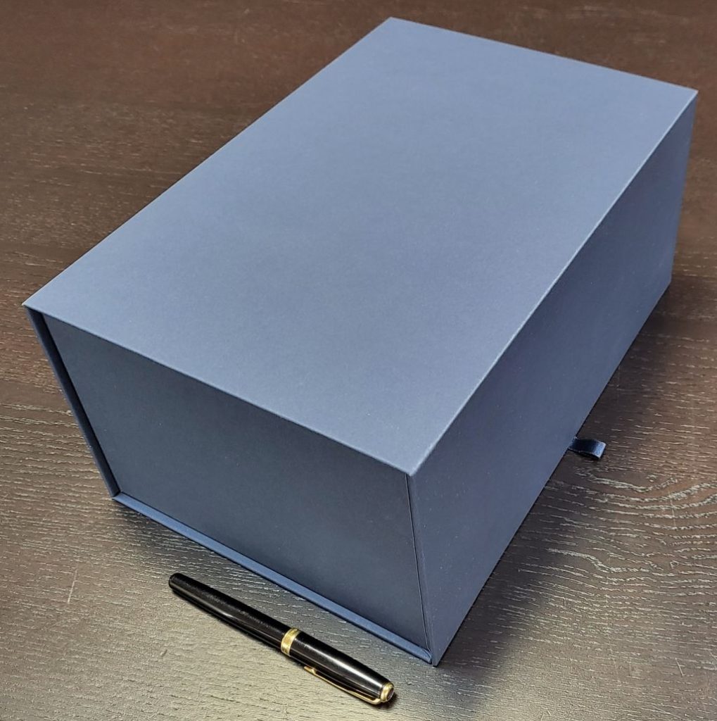 6507-Cutie cu magnet 300x200x140mm-2
